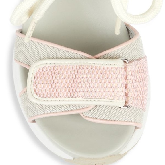 MICHAEL MICHAEL KORS
Irma Platform Sandals - Picture 1 of 8